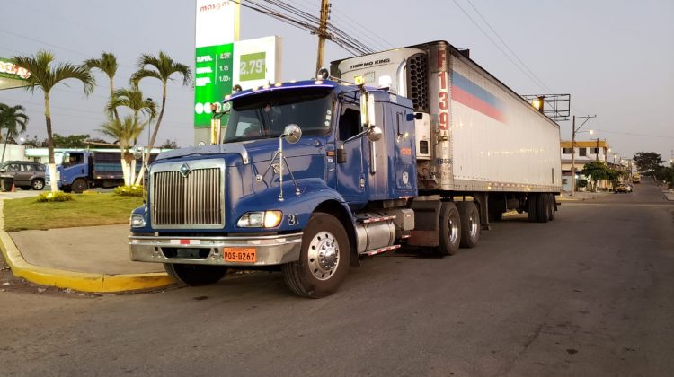 VENTA CABEZAL INTERNATIONAL EAGLE 2004, SE DA POR PARTE DE PAGO DE UN CABEZAL MAS NUEVO