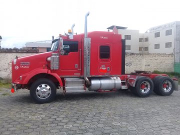 VENDO CABEZAL KENWORTH AÑO 2013 PERFECTO ESTADO