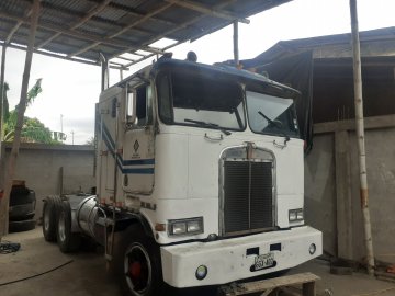 Vendo cabezal Kenworth