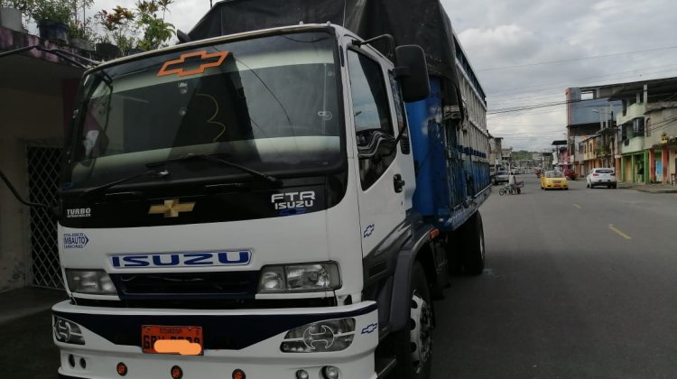 Camión Chevrolet FTR 2010