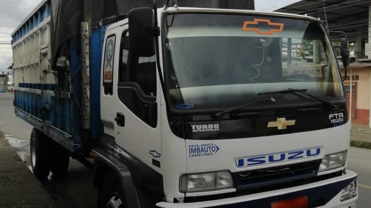 Camión Chevrolet FTR 2010