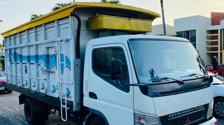 Vendo Camion Mitsubishi Canter Fuso 5.5 ton