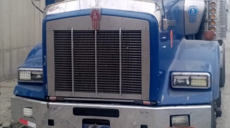 VENDO LINDO KENWORTH