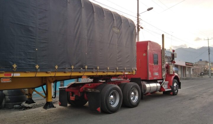 Vendo plataforma en caravana