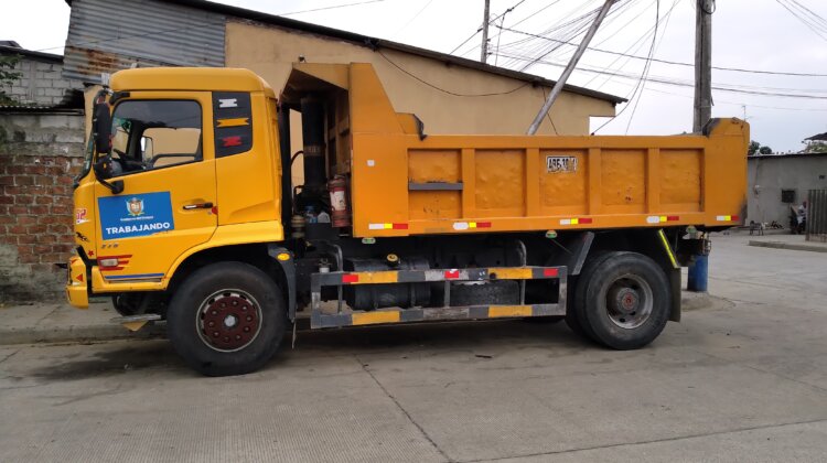 Vendo Dongfeng 3160B Volqueta 9mts
