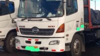 Se Vente Hino FM 2009 en buenas condiciones precio negociable