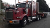 Vendo lindo Kenworth Aerocab