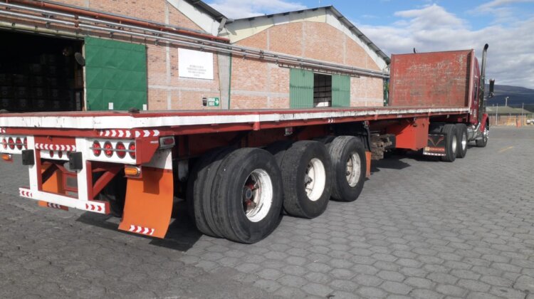 Vendo lindo Kenworth Aerocab