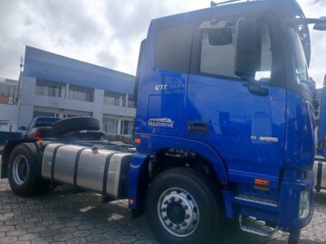 TRACTO CAMION AUMAN «LA BESTIA» 42 TON