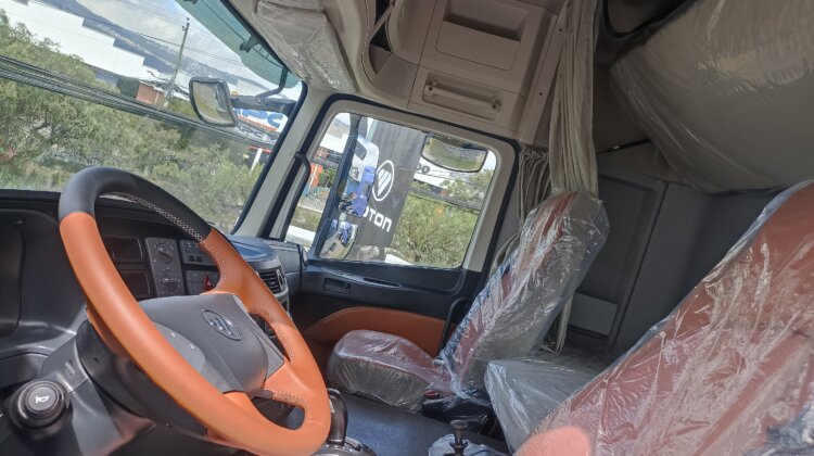 TRACTO CAMION AUMAN 48 TON EST-AMT + RETARDER