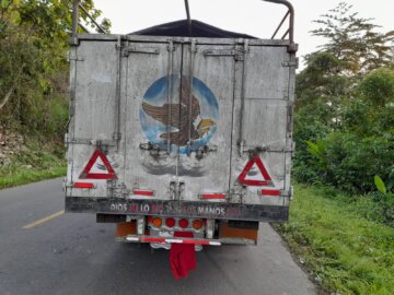 VENDO CAMION HINO FD